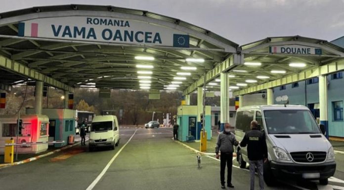 Un tânăr, cercetat penal după ce a prezentat la vamă un permis din Transnistria