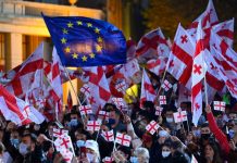 Georgia în coliziune cu democraţia: UE sună alarma