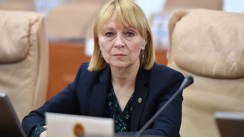 23050485bba3537e8975da38cbf9ff24