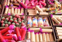 Vânzarea ilegală de petarde și artificii în Chișinău, surprinsă de o cameră ascunsă