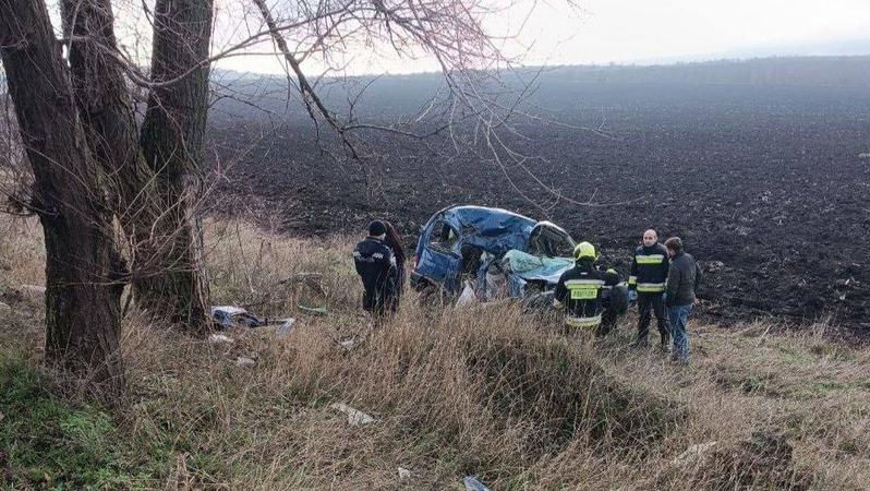 6c0ee0f76ef522e13caeac3c41f4e4da