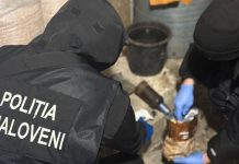 Poliția intervenție la Ialoveni — mai mulți prinși cu substanțe interzise și armă deținute ilegal