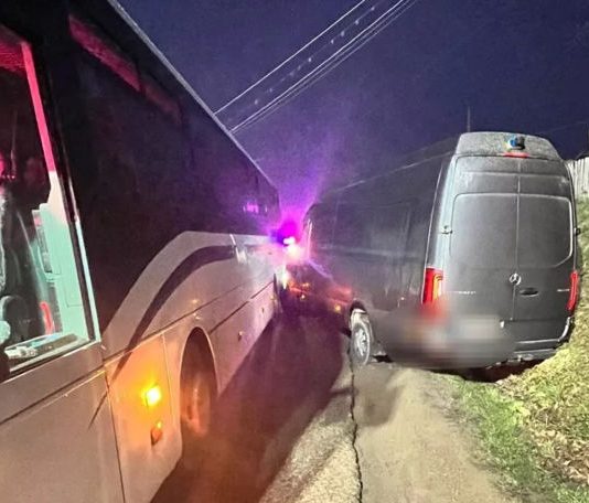 Accident grav în România: un autocar cu 40 de elevi, implicat într‑o coliziune