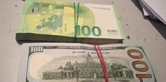 Nerezident prins la Aeroport cu mii de dolari și euro nedeclarați