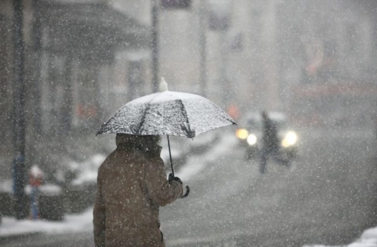 Chișinăul oprește temporar activitatea școlilor din cauza ghețușului