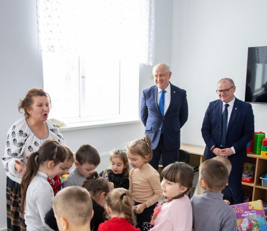 Prim-ministrul Alexandru Munteanu a vizitat Grădinița „Alunelul” din comuna Rublenița, raionul Soroca
