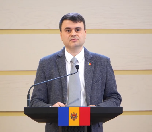 Alexandru Berlinschii anunță pregătirea unor modificări la noua Lege a cetățeniei: ”Azi, tinerii din Moldova riscă să rămână apatrizi!”