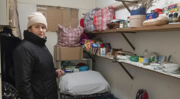 O moldoveancă din Italia, forțată să locuiască în beci după ce chiriașa i-a ocupat apartamentul
