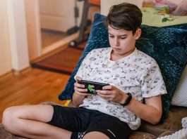 Copii recrutați pentru furturi de iPhone în Londra: poliția intensifică măsurile