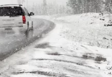 Zăpada și poleiul au provocat 42 de intervenții ale IGSU în întreaga țară