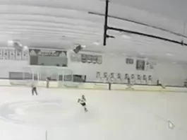 Tragedie la patinoar: atac armat în timpul unui meci de hochei pentru liceeni