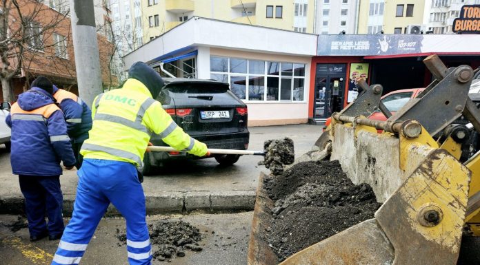 Primăria Chișinău începe asfaltarea străzilor Capitalei