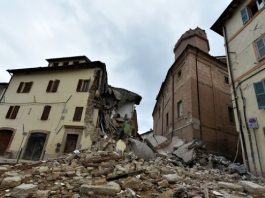 Cutremur de magnitudinea 5,9 în Marea Tireniană provoacă întârzieri în trenurile din sudul Italiei