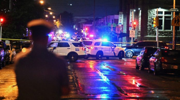 Teroare într-un bar din Austin: suspectul ucis, anchetatorii investighează indicii teroriste