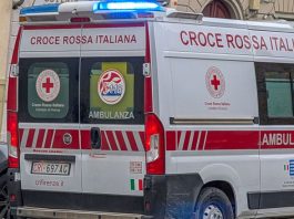 Ancheta în Italia: șofer de ambulanță suspectat că ar fi provocat moartea a cinci pacienți vârstnici