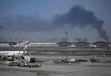 Emirates reia parțial zborurile din Dubai în contextul tensiunilor din Orientul Mijlociu