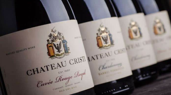 Chateau Cristi vine cu o premieră: traducător pentru limbajul… după vin