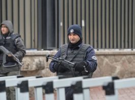 Atac armat lângă consulatul Israelului din Istanbul. Trei persoane au murit