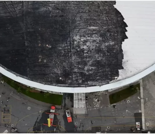 Incendiu la velodromul din Parcul Olimpic din Rio de Janeiro: intervenție masivă a pompierilor