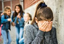 Caz de agresiune între două eleve la un liceu din Buiucani, anchetat de administrație și Poliție