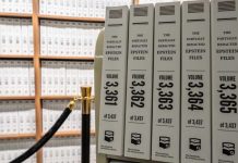O bibiliotecă din New York a expus peste 3,5 milioane de pagini din dosarul Epstein