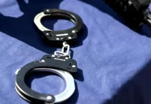 Prins după ce a fost dat în urmărire online: condamnat pentru abuzuri asupra unui minor, reținut în Spania