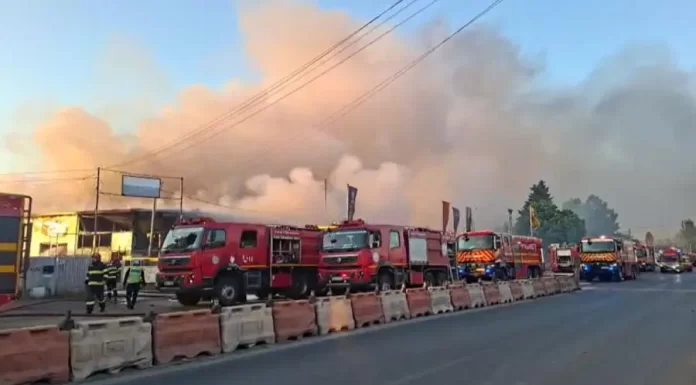 Alertă extremă după un incendiu violent izbucnit lângă București