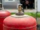 Băcioi: un bărbat și fiul său au suferit arsuri în urma exploziei unei butelii de gaz, unul dintre ei a decedat
