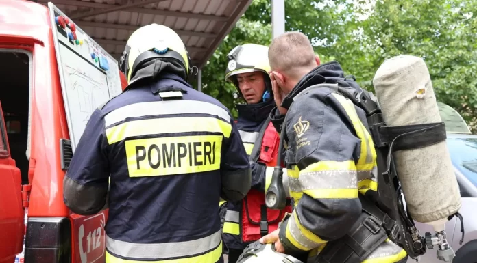 Chișinău: Incendiu la etajul 9 al unui bloc de locuit, stins după o intervenție de câteva ore