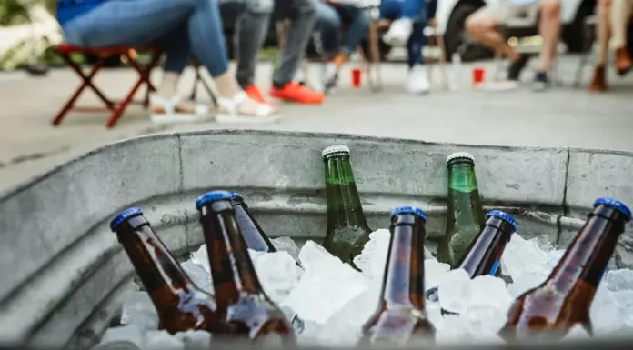 Parisul interzice temporar consumul de alcool din cauza caniculei severe