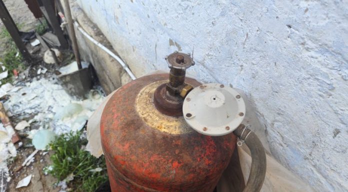 Femeie spitalizată după o explozie provocată de o scurgere de gaz la Dondușeni
