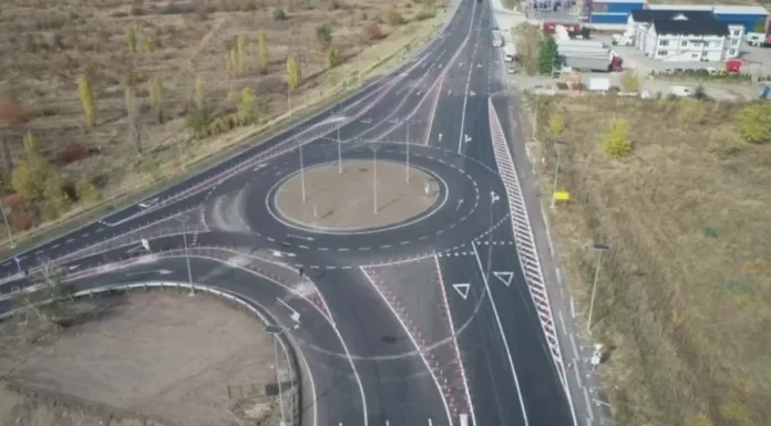Traficul rutier deviat temporar la intersecția R6–G75, lângă Peresecina, din cauza lucrărilor la un sens giratoriu