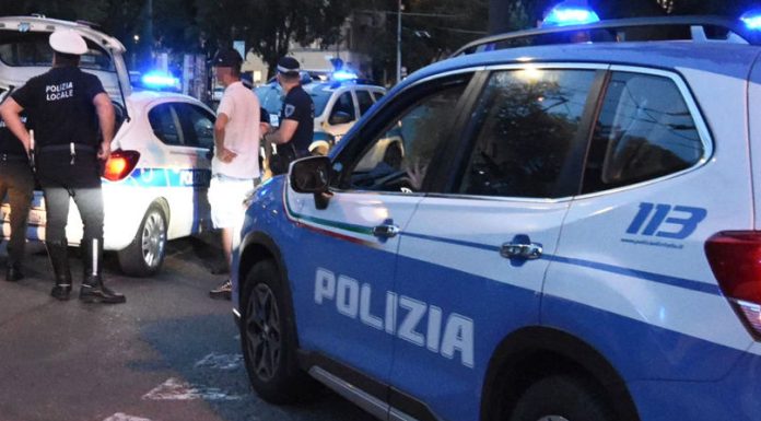 Cetățean moldovean arestat în Italia după ce a amenințat adolescenți cu un ciocan într-o parcare din Modena