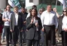 Acțiune de protest a MAN în fața Parlamentului: „Cetățenii trebuie să decidă viitorul localităților”