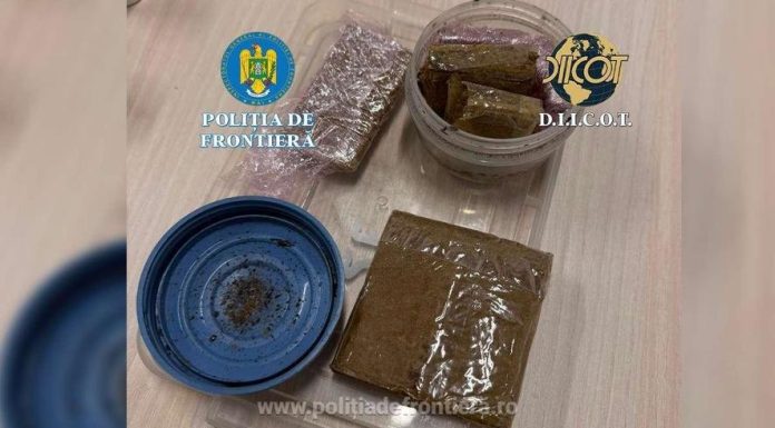 Peste 100 de grame de cannabis, descoperite în bagajul unui pasager pe Aeroportul Kogălniceanu din Constanța