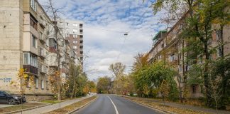 Proiect de modernizare în Chișinău: Geamuri noi pentru trei blocuri de pe strada Dimineții