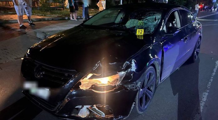 Tragedie la Drochia: O bătrână a fost spulberată de un automobil în timp ce traversa strada