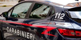 Un adolescent din Republica Moldova ar fi provocat un incident violent în Italia: a intrat într-un bar cu o macetă și a amenințat mai multe persoane