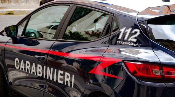 Un adolescent din Republica Moldova ar fi provocat un incident violent în Italia: a intrat într-un bar cu o macetă și a amenințat mai multe persoane