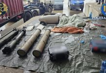 Dosarul camionului cu arme și muniții de război ajunge în instanță. Șoferul riscă 12 ani de închisoare