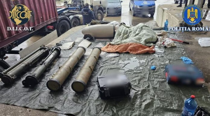 Dosarul camionului cu arme și muniții de război ajunge în instanță. Șoferul riscă 12 ani de închisoare