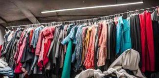 UE interzice distrugerea hainelor și încălțămintei nevândute