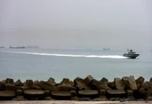 Rachete asupra petrolierelor în Strâmtoarea Ormuz: Emiratele Arabe Unite avertizează asupra unui răspuns