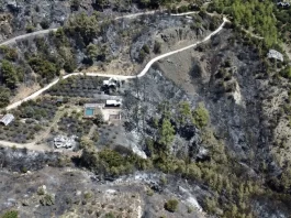 Incendii devastatoare în Turcia: sute de persoane evacuate, zeci de case distruse și obiective turistice închise