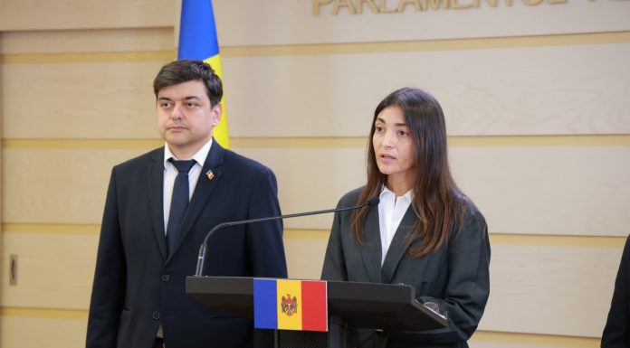 MAN acuză PAS că pregătește un nou „sacrificiu politic” prin Guvernul Tofan