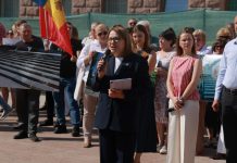 Protest la Parlament: MAN și reprezentanți ai educației critică reforma „Restart în educație”