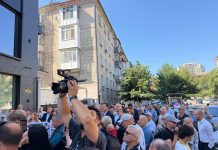 Protest în fața ANRE împotriva majorării tarifelor la gaz