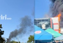 Incendiu în apropierea Pieței Centrale: pompierii luptă cu flăcările la mansarda unei clădiri