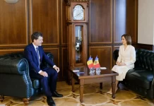 Președintele României, primit de Maia Sandu la Președinție, de Ziua Independenței