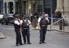 Panică într-una dintre cele mai aglomerate zone din Londra: Patru bărbați, înjunghiați în plină zi
